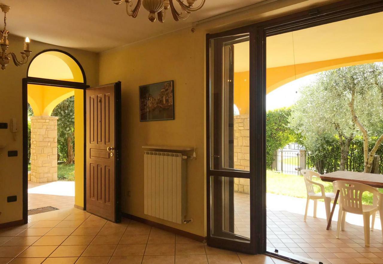 Villa The Sweet Rose With Pool Manerba del Garda Exteriör bild