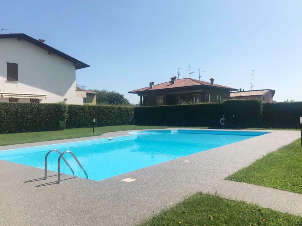Villa The Sweet Rose With Pool Manerba del Garda Exteriör bild